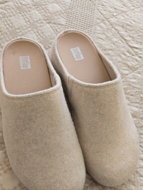 FitFlop Cream Wool-Feel Women's Slip-On Clogs Normcore workwear size 10